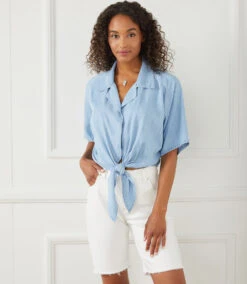 Classic Cut Off Jean Shorts 7 Classic Cut Off Jean Shorts -Karen Kane 1L66001 L53001 2 00b135ed 3c90 47cb ac18 fde2d6b54071