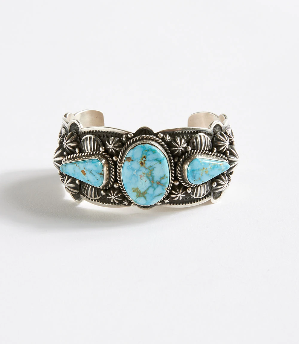 Kingman Turquoise Stone Cuff Bracelet Kingman Turquoise Stone Cuff Bracelet -Karen Kane B100030 001